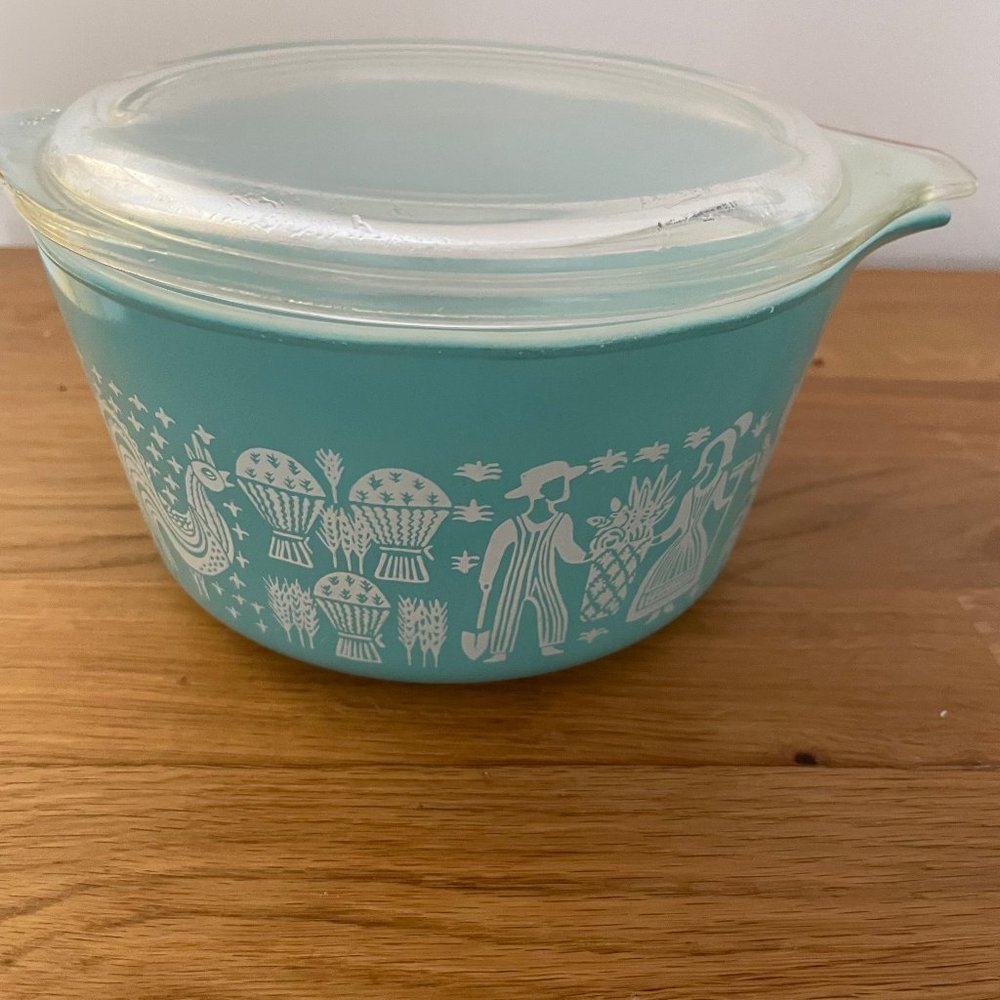 Vintage Pyrex Turquoise Amish Butterprint Casserole Dish Bowl 1 Quart 473 w/ Lid